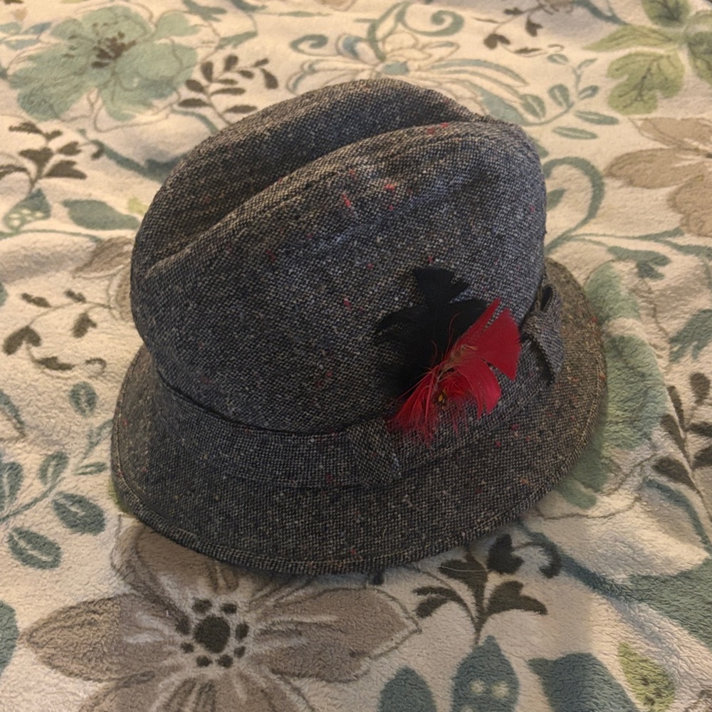 Vintage The Traveler Crushable Country Gentlemen Tweed Wool Hat Cap Feather